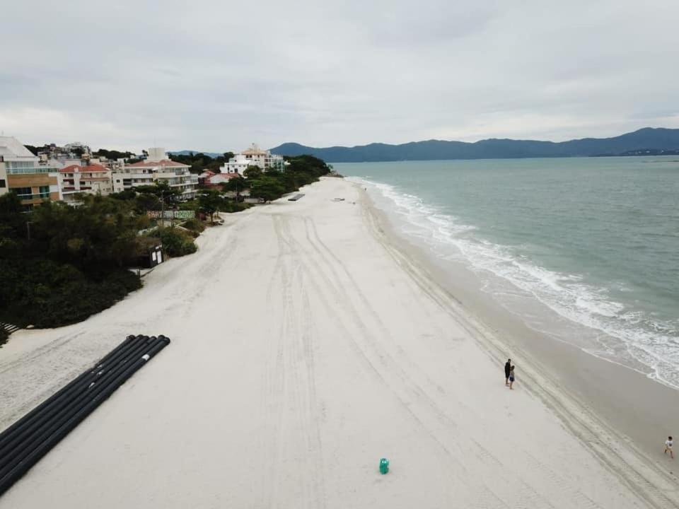 Cobertura Gourmet A 300Mts Da Praia De Canasvieiras Norte Da Ilha De Floripa ฟลอเรียนอโปลิส ภายนอก รูปภาพ